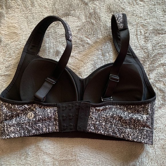 Lululemon Ta Ta Tamer Sports Bra  Women's Size 34C - Picture 3 of 10